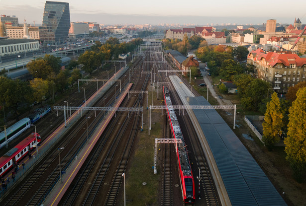 Ważna inwestycja kolejowa coraz bliżej. Trzeba sięgnąć do portfela