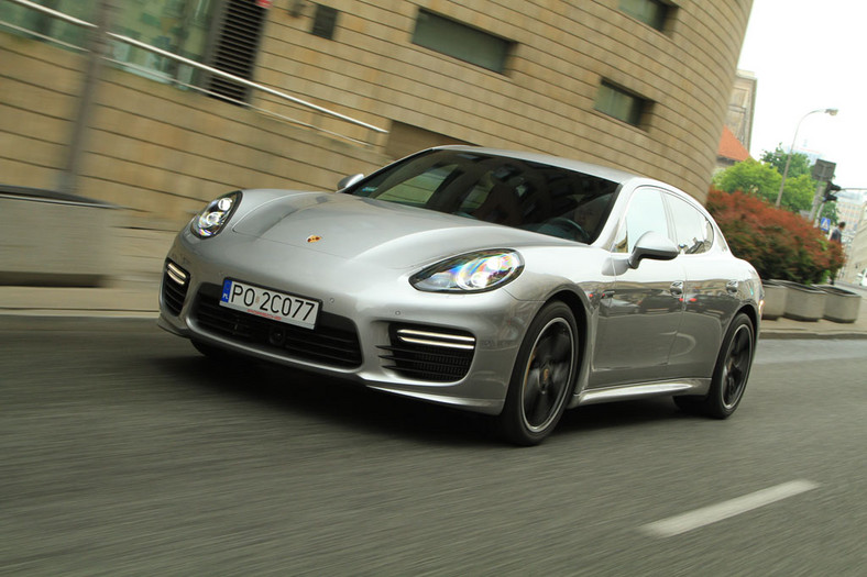 Porsche Panamera Turbo S - Czy To jeszcze limuzyna?