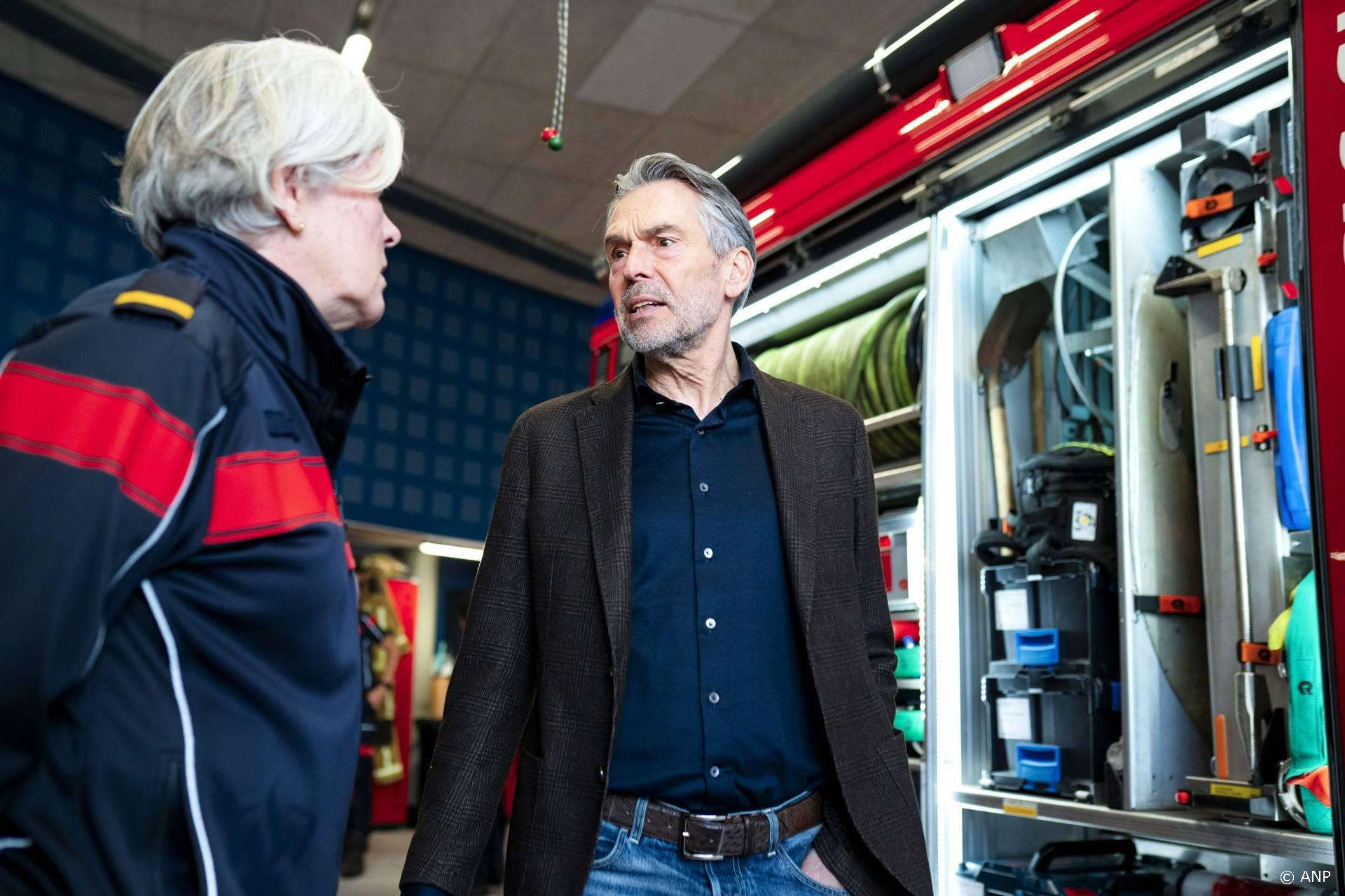 Schoof voor oudjaarsavond: 'Terwijl wij feesten, zijn zij aan het werk'