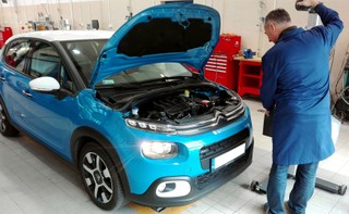 Stacje kontroli na krawędzi