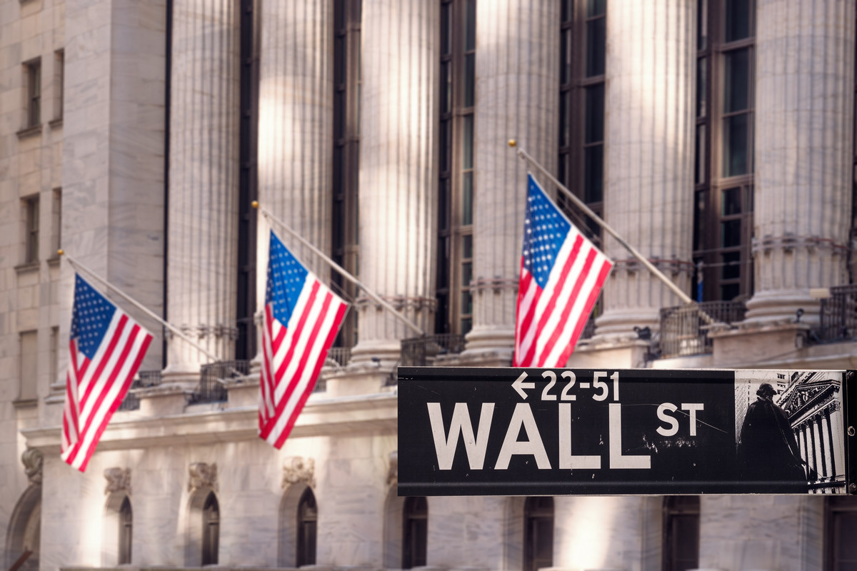 Ekspert z Wall Street ujawnił swój portfel. Trzy inwestycje będą przynosić zyski w 2023 r.