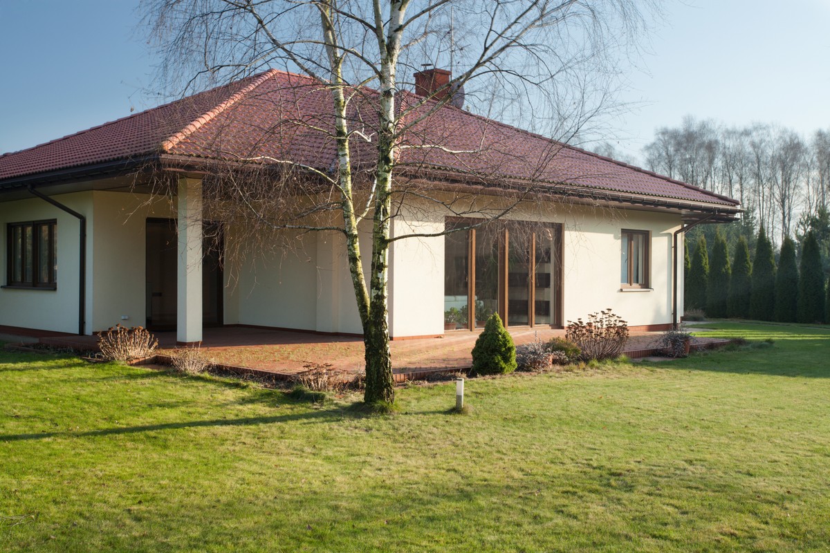 Zaufała agentce nieruchomości. Teraz nie może nawet wejść do własnego domu