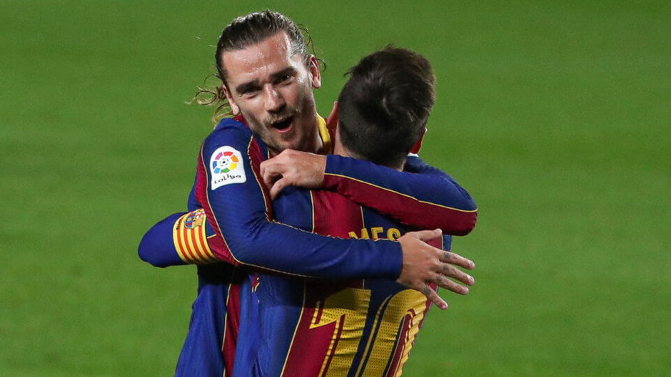 Leo Messi i Antoine Griezmann w meczu z Hueską
