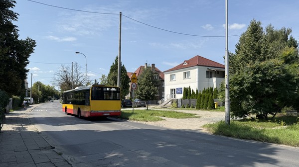 Ulica Krzycka wymaga remontu Miasto planuje przetarg na projekt