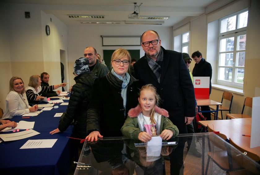 Politycy zagłosowali w II turze wyborów samorządowych