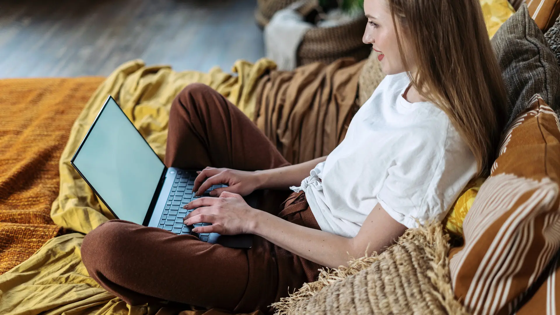 Cozy uniform - wybieramy najwygodniejsze ubrania na home office