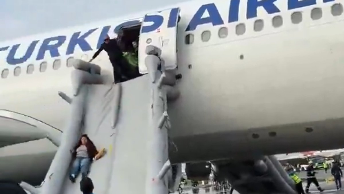 Požar u avionu