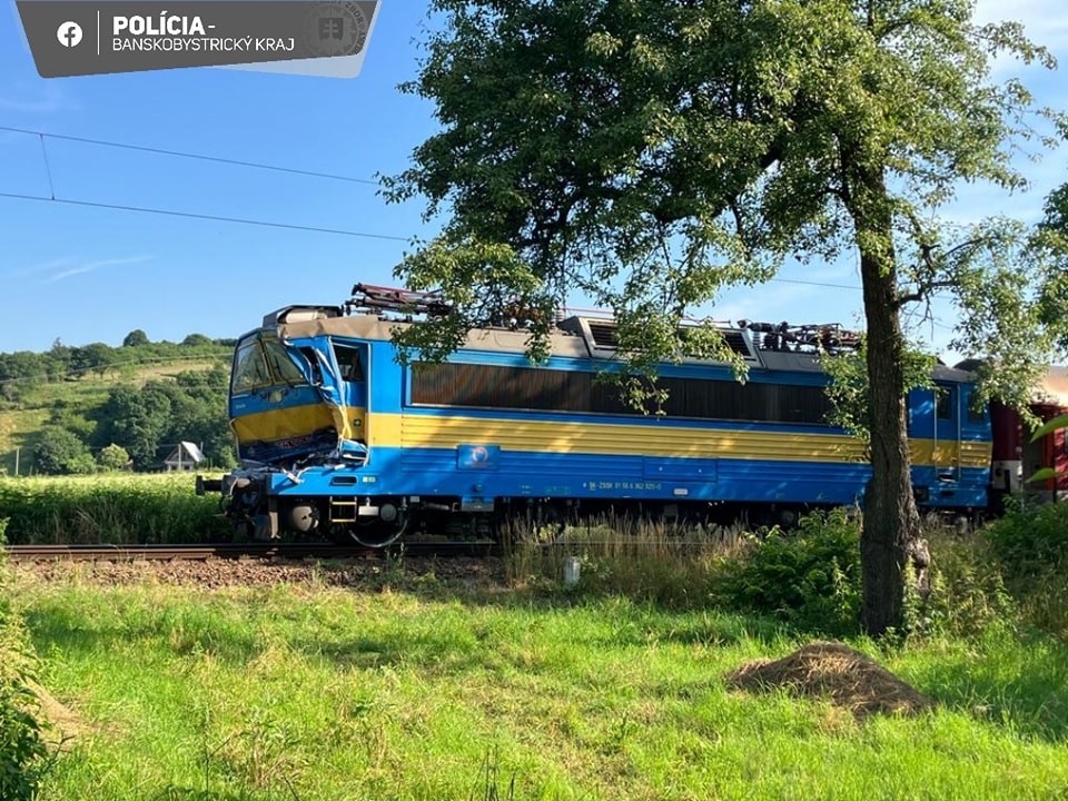 Polícia zrážku naďalej vyšetruje.