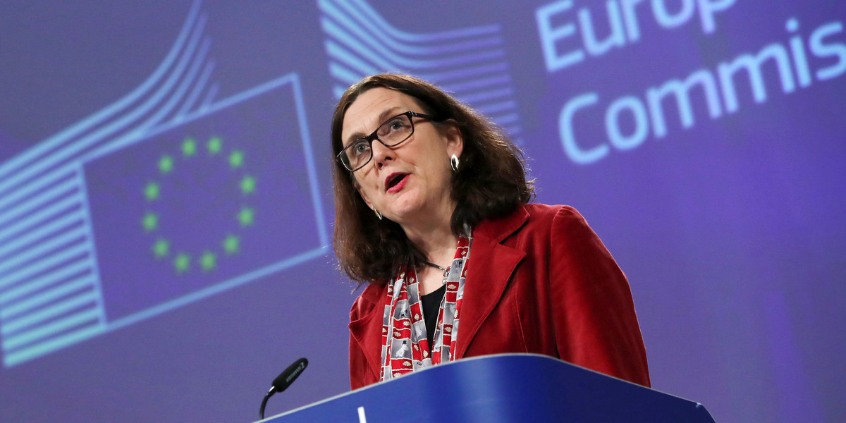 Unijna komisarz ds. handlu Cecilia Malmstroem twierdzi, iż według analiz ekonomicznych zniesienie taryf na dobra przemysłowe zwiększyłoby eksport z UE do USA o 8 proc., a eksport z USA o 9 proc.