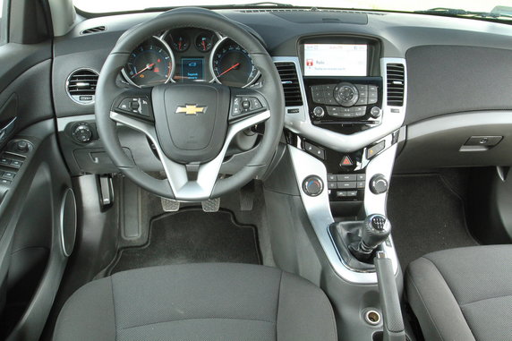 Porównanie: Chevrolet Cruze 1.4T, Ford Focus 1.6 EB czy Kia cee’d 1.6 GDi