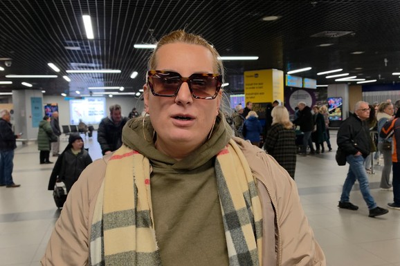 "PODRŽALA BIH ANITU DA SE DISKVALIFIKUJE, A JAVILA SAM SE STANIJI PRED NJEN ULAZAK" Tamara Radoman o trudnoći drugarice i sukobu sa Dušicom Jakovljević: "Šokiralo me je" (VIDEO)