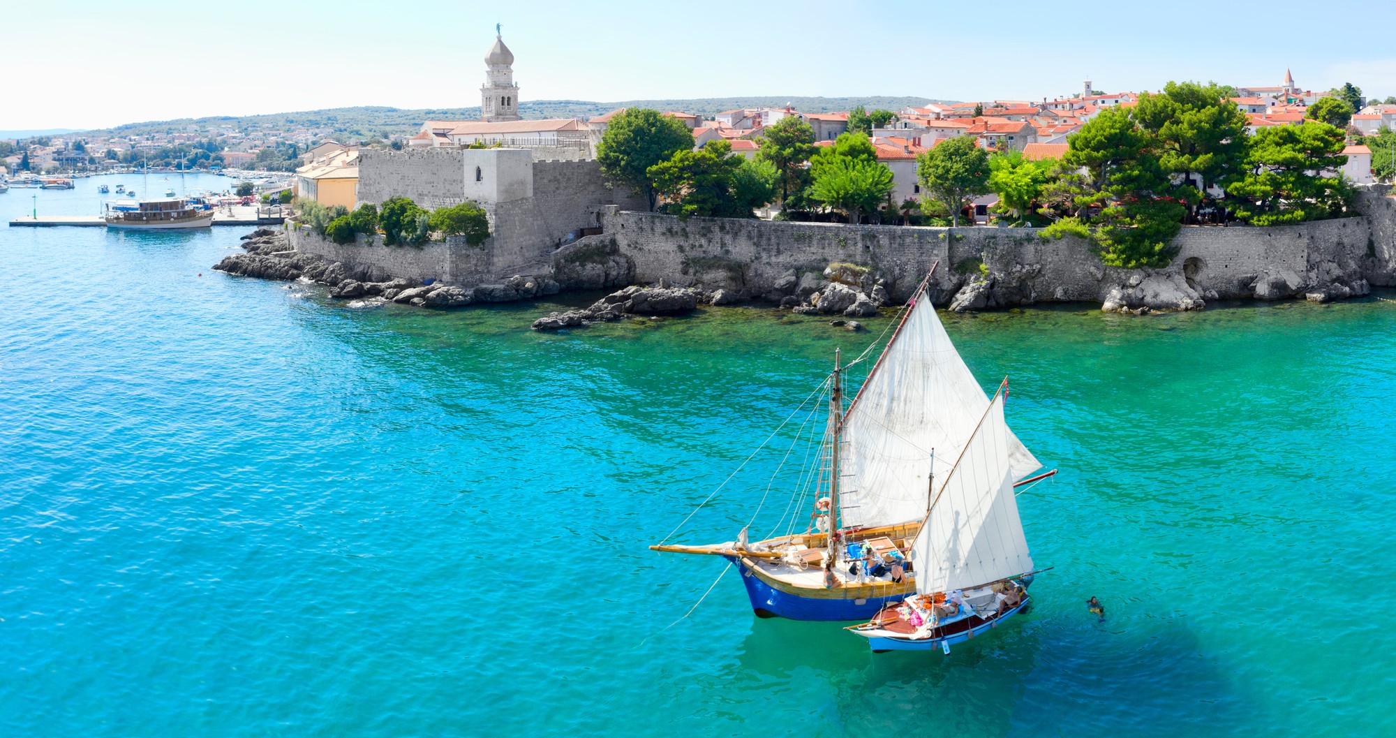 Chorvátsky ostrov Krk patrí medzi obľúbené destinácie dovolenkárov. 