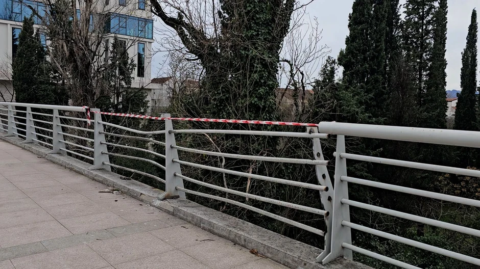 Jak vetar u Crnoj Gori