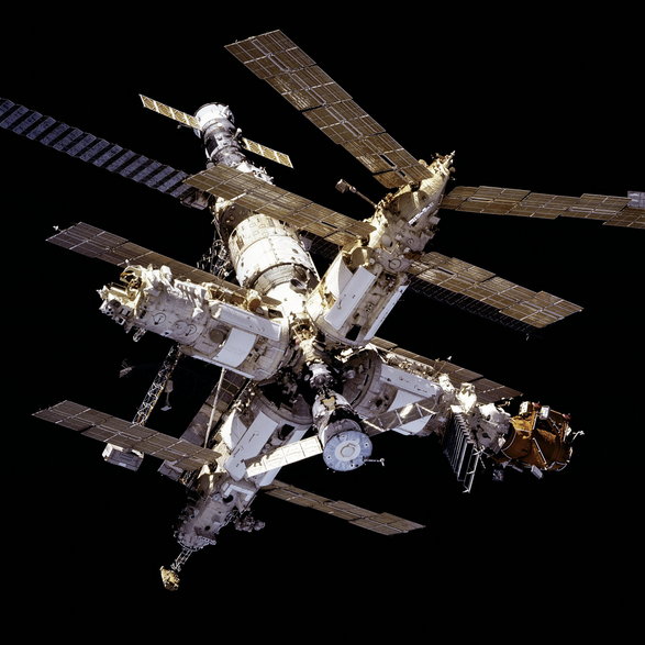 Mir była pierwszą wielomodułową stacją kosmiczną i w swoim czasie największym projektem w dziedzinie badań w Kosmosie