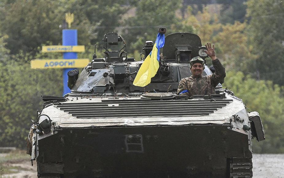 Ukraińcy zdobywają kolejne tereny okupowane wcześniej przez Rosjan.