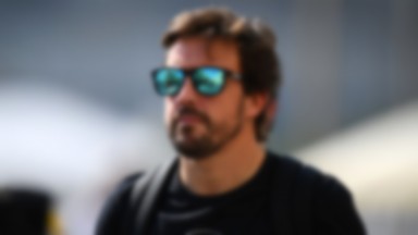 Alonso na pożegnanie w specjalnym bolidzie