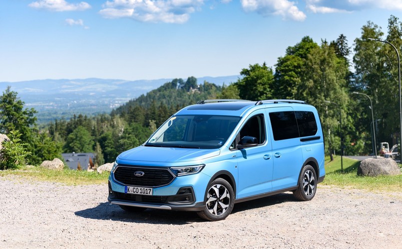 Ford Grand Tourneo Connect Active z silnikiem Diesla 2.0 EcoBlue/122 KM