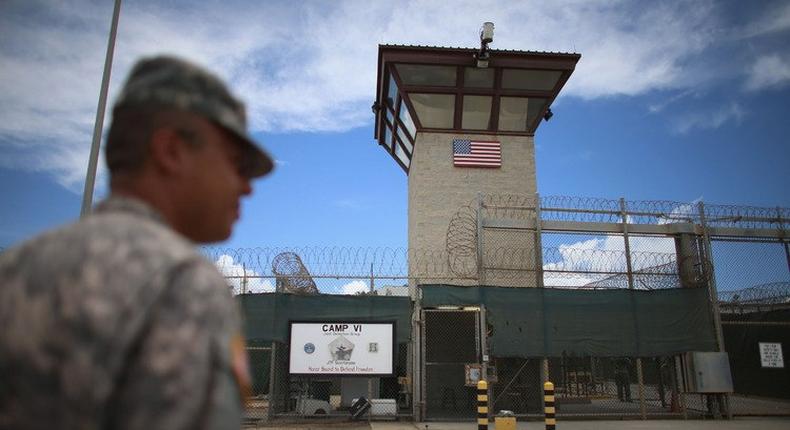 White House reviewing Pentagon plan to close Guantanamo prison.