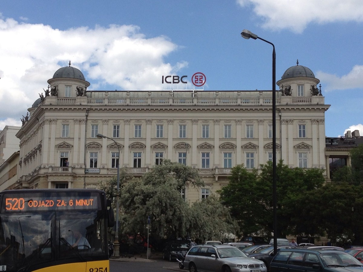 Chiński bank ICBC - pierwsze biuro w Polsce na Placu Trzech Krzyży w Warszawie