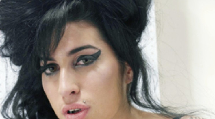 Amy Winehouse visszatért!