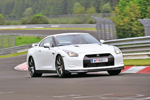 Nissan GT-R staje do walki z Audi R8 v10 i Porsche 911 Turbo. Test aut sportowych: Samuraj kontra niemieccy wojownicy