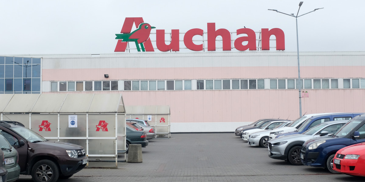 Wycofywane kiełbaski na grille można było kupić w sklepach sieci Auchan.
