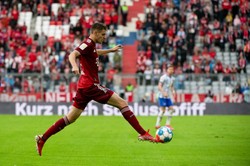 Koronawirus nie odpuszcza w Bayernie. Kolejny piłkarz zakażony