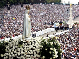 fatima pielgrzymi sanktuarium maryjne matka boska pielgrzymka