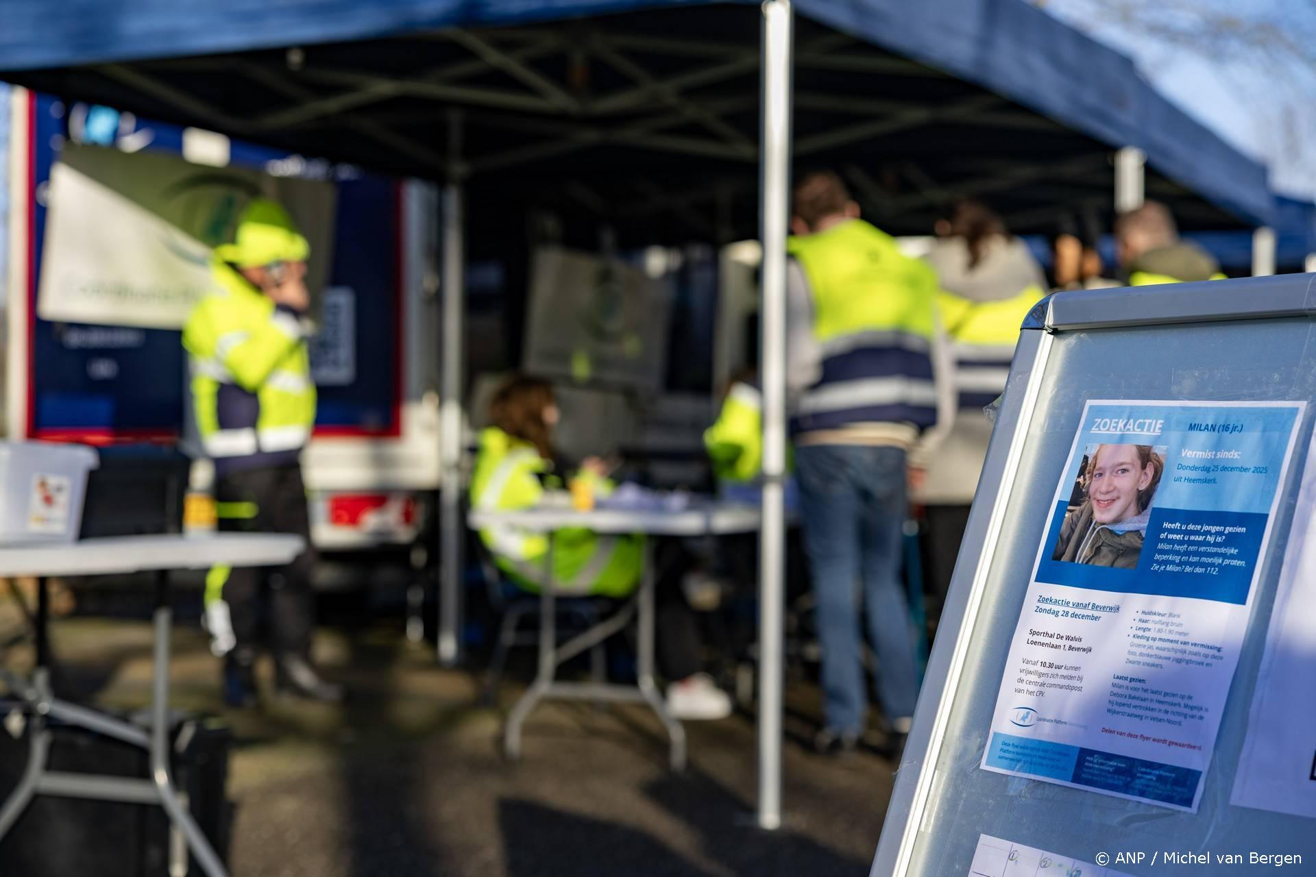673 vrijwilligers zoeken sinds Kerstdag tevergeefs naar de vermiste Milan (16)