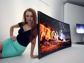 Sasmung OLED TV curved