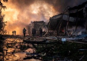 Kijev, zapaljena pijaca nakon ruskog napada 15. juna
