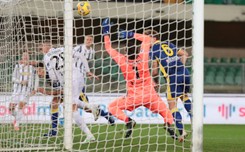 Szczęsny stracił punkty w Veronie, a Skorupski obronił rzut karny z Lazio