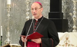 Prymas w orędziu na Wszystkich Świętych: Świętość jest darem