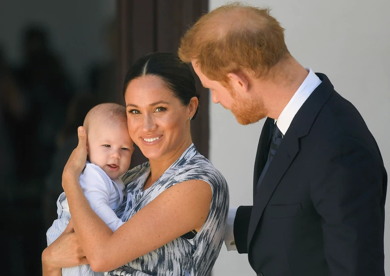 Księżna Meghan i książę Harry są rodzicami Archiego