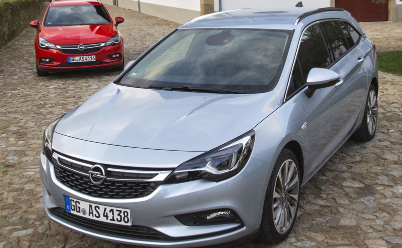 Opel astra sports tourer