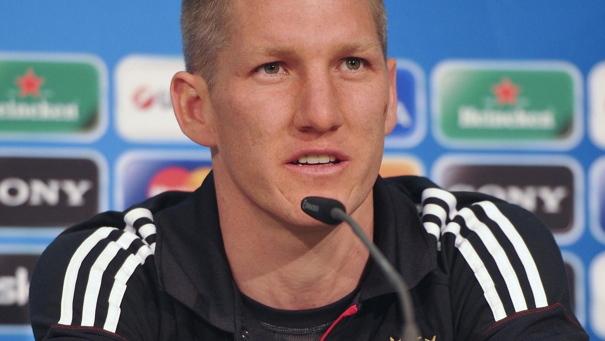 W sobotę w Monachium zostanie rozegrany finał Ligi Mistrzów. Bastian Schweinsteiger, pomocnik Bayernu, wskazał piłkarza, który jego zdaniem będzie kluczowy dla losów spotkania z Chelsea Londyn.