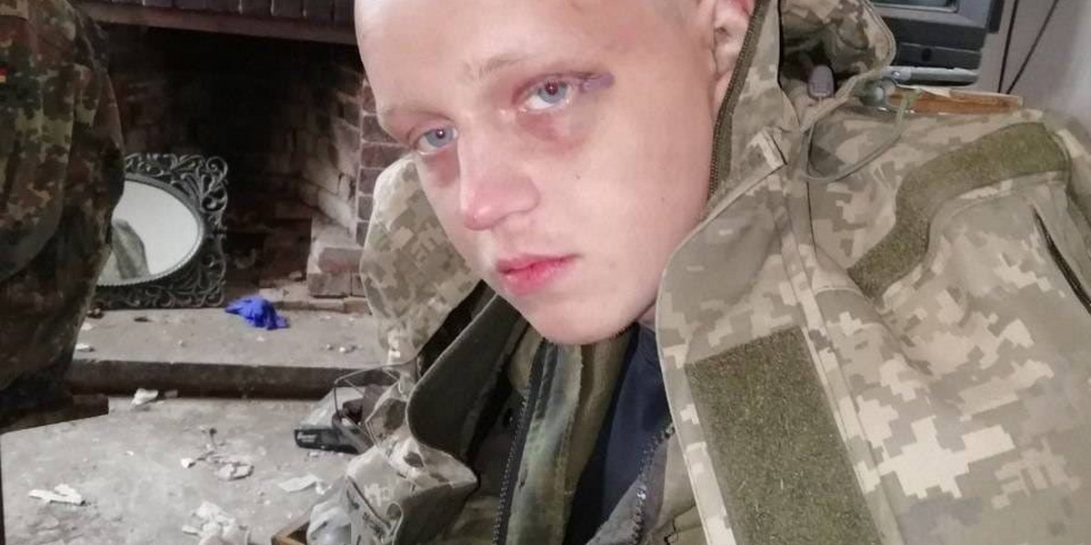 Maksim Gerbownik to schwytany przez ukraińskie wojsko zaledwie 20-letni rosyjski snajper.