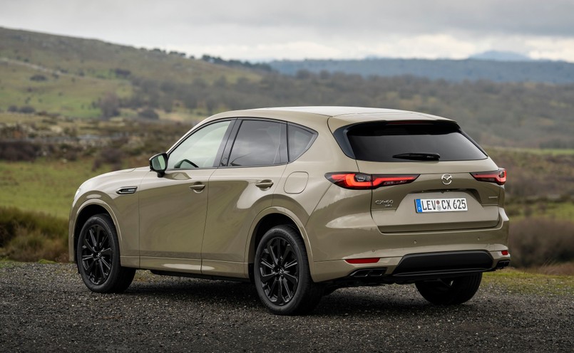 Nowa Mazda CX-60 2026