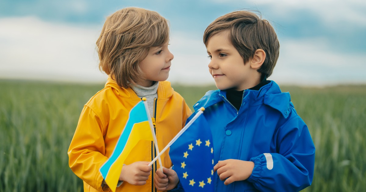 Bemutatták a szavazólapot: ezt kérdezi a kormány a magyaroktól