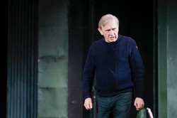 Jan Englert zirytowany pytaniami dziennikarza. "Strasznie mnie pan nudzi"