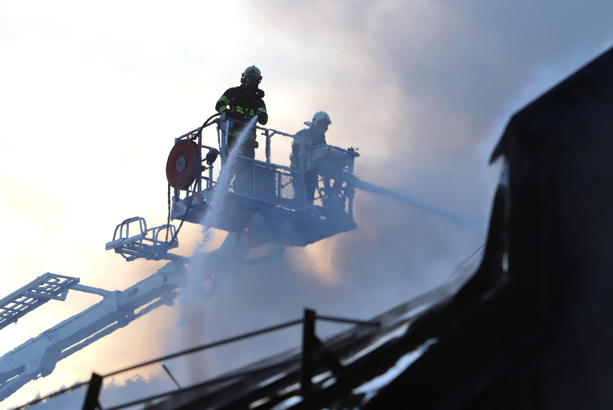 Požiar v centre Banskej Štiavnice sa podarilo zastabilizovať.