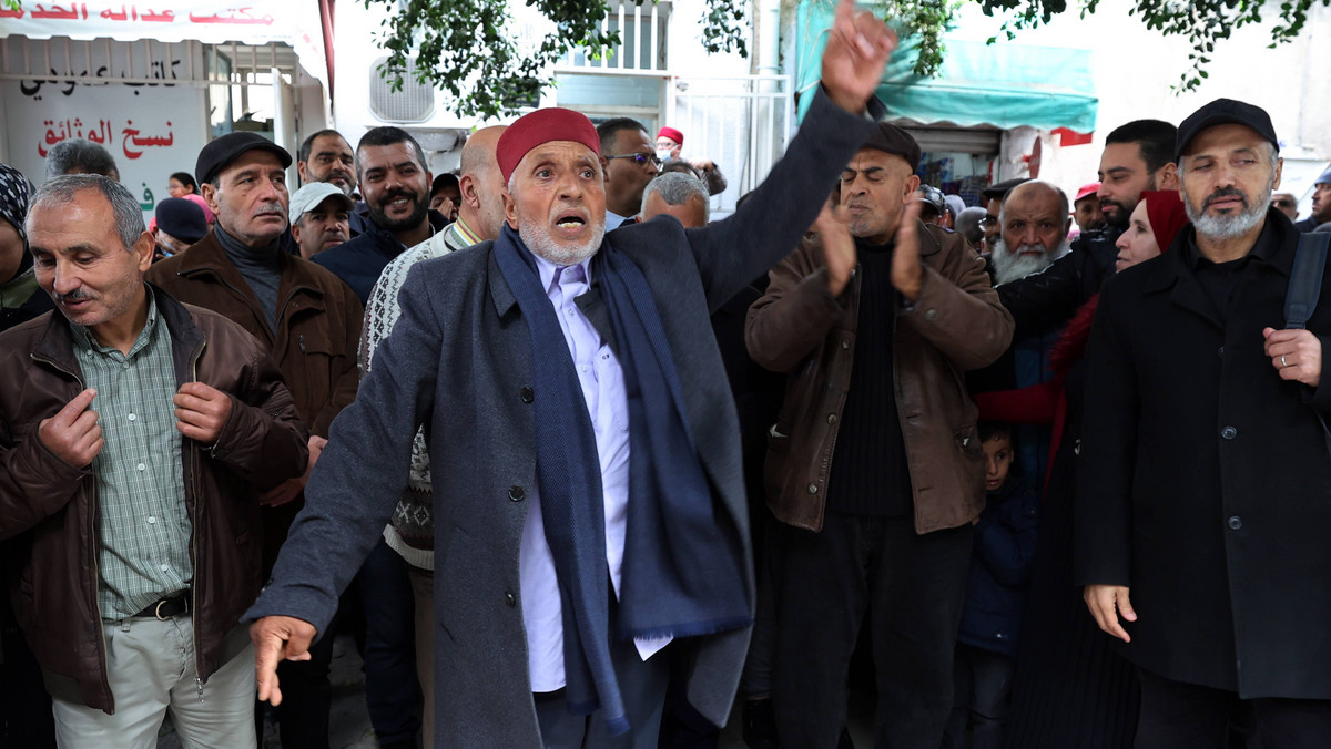 Atak na opozycję w Tunezji. Lider zatrzymany przez policję