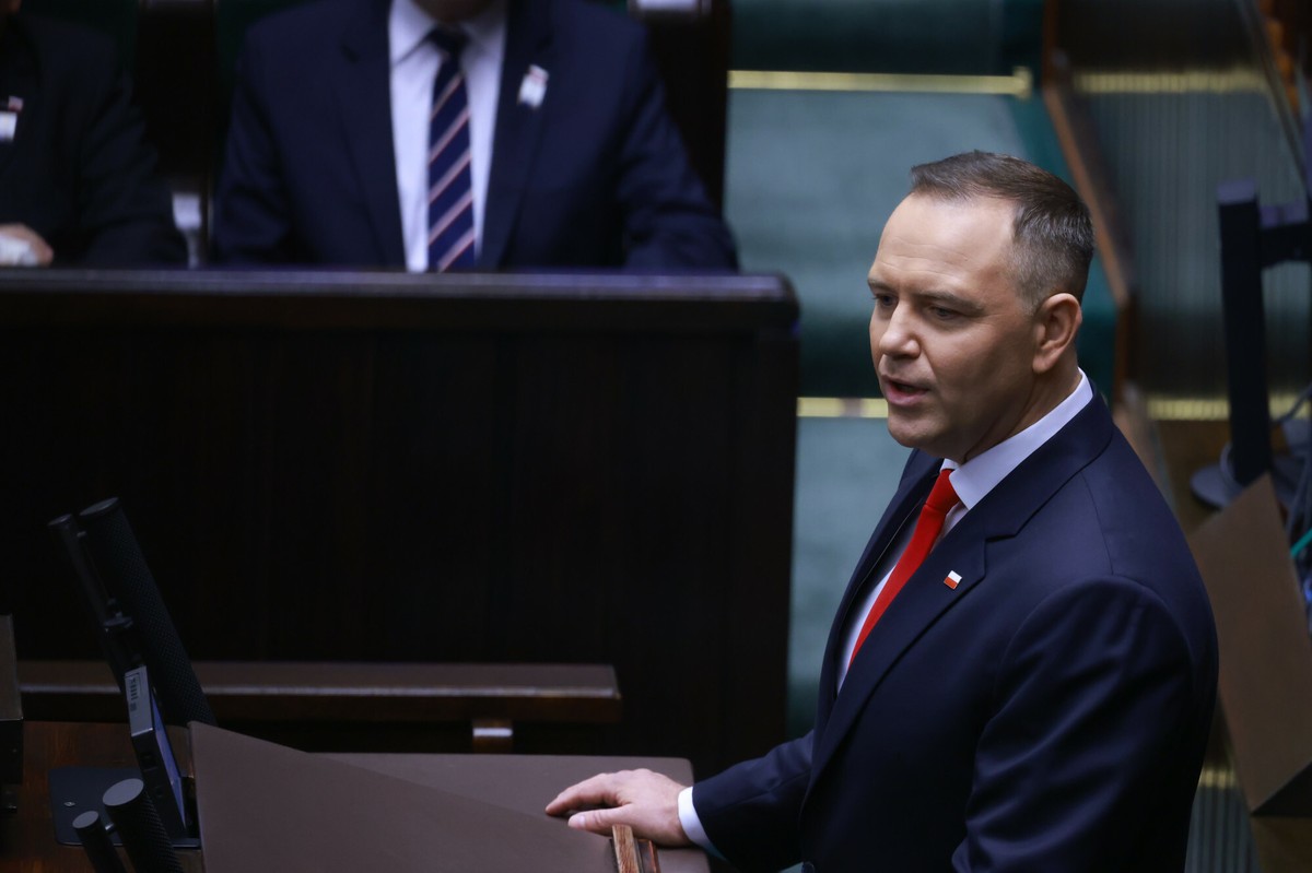 Karol Nawrocki zablokował ustawę o pomocy Ukraińcom. Złożył własny projekt