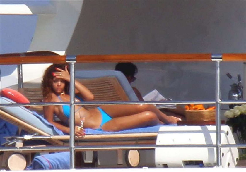 Rihanna w bikini