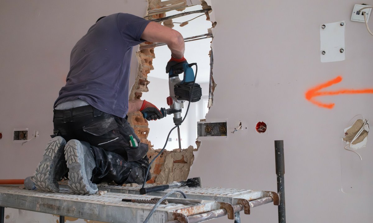 11 patokawalerek w szeregówce? Właściciel tłumaczy się higieną