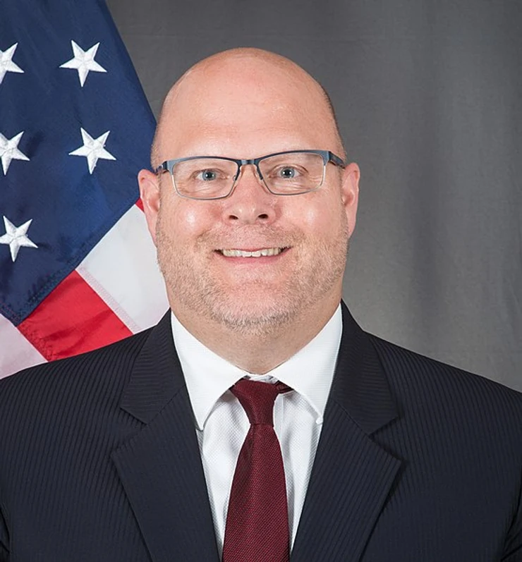 Odlikovao ga Hašim Tači: Džefri Hovenier novi američki ambasador u Prištini: Radio na KiM pri UN-u i kao diplomata u Hrvatskoj - Vimarsana News