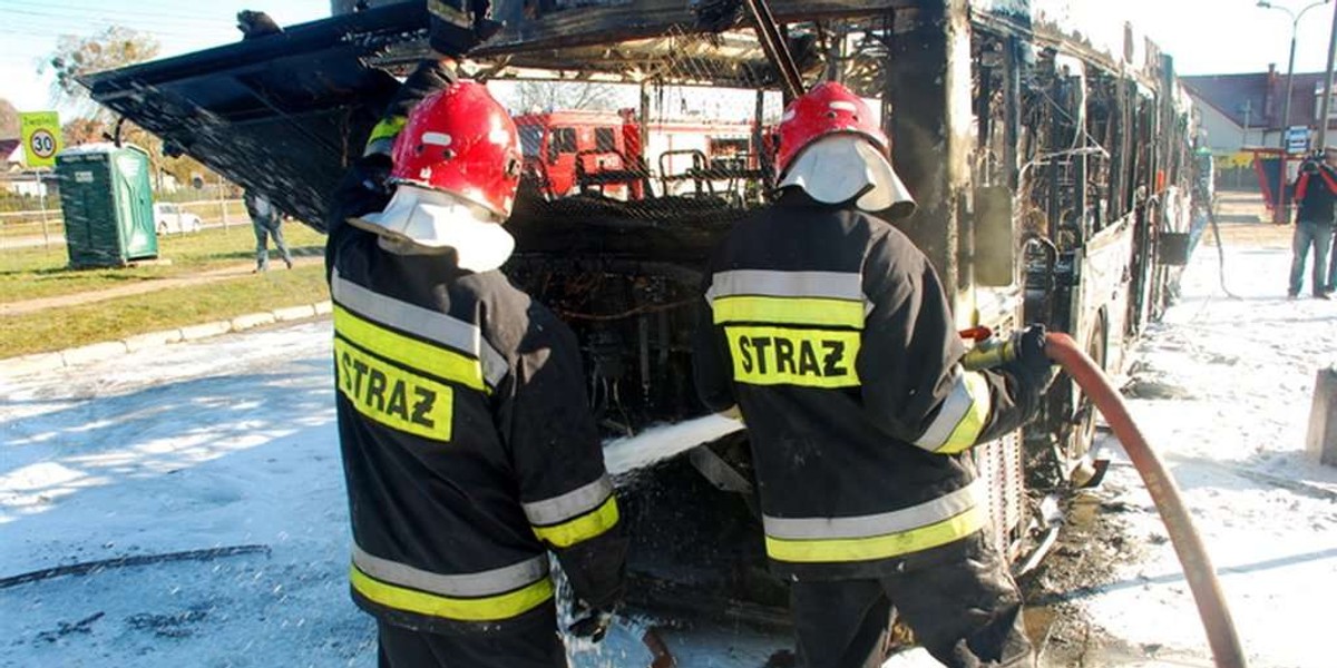 Pożar aubobusu w Białymstoku