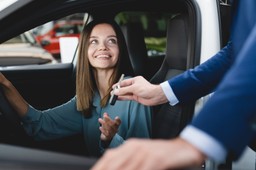 Nawet 85 proc. dopłaty do samochodu. Wnioski tylko do 31 sierpnia [ZASADY]