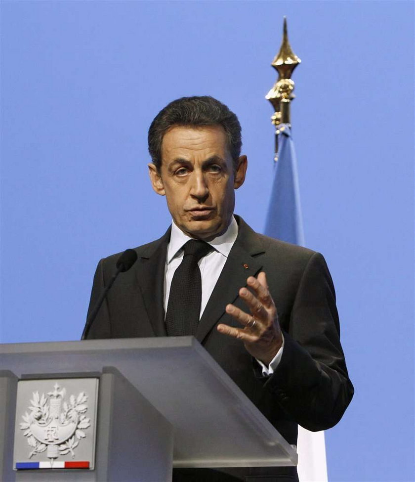 Bajeczne życie Sarkozy'ego. Francja w szoku!