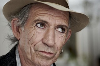Staruszek z werwą. Keith Richards 'Crosseyed Heart'